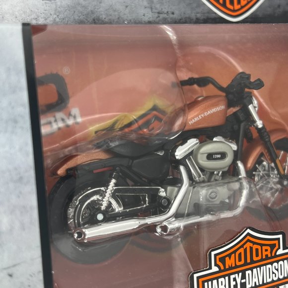 2007 Harley Davidson XL 1200N Nightster Brown Series 38 Maisto 1:18 Scale Model - Picture 3 of 8